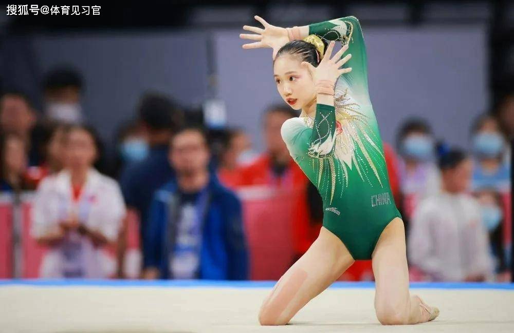 体操比赛场上，中国选手频频登顶领奖台的简单介绍