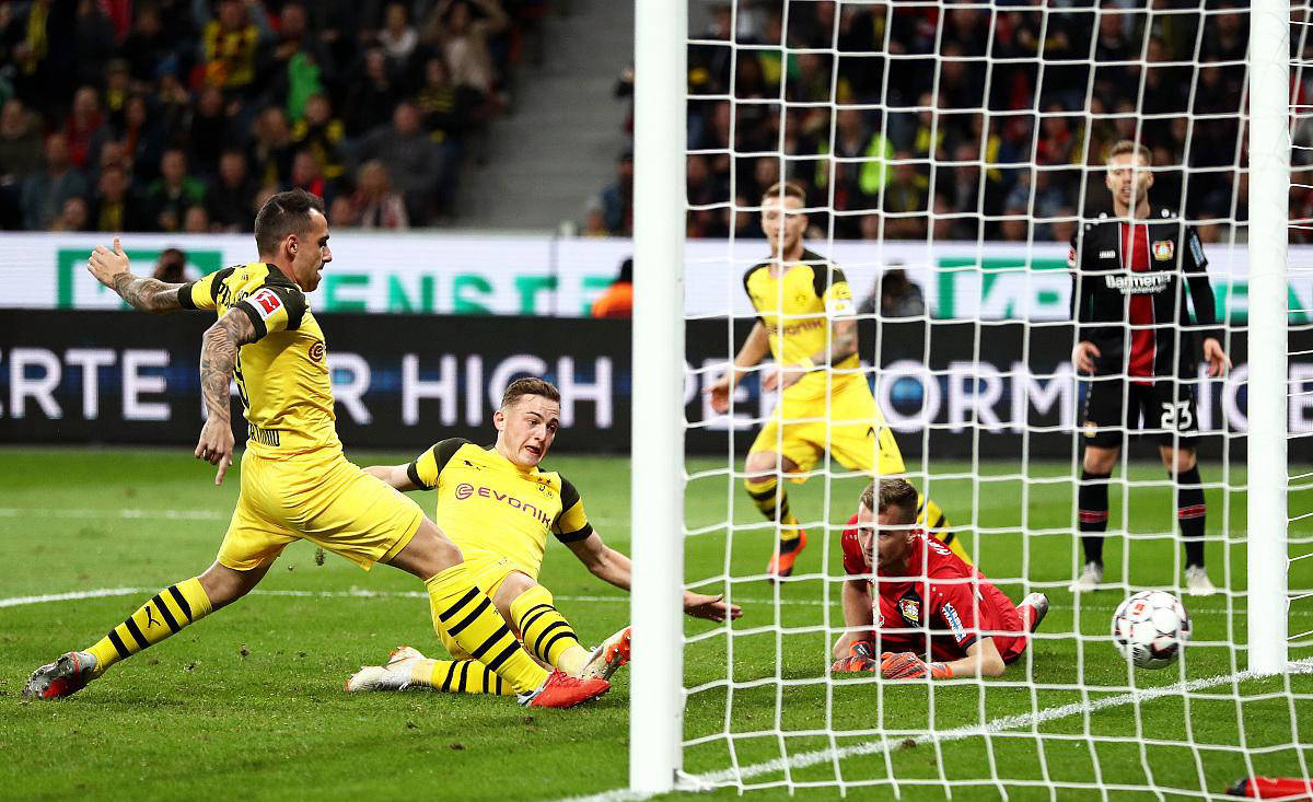 圣埃蒂安客场逼平昂热，球风正盛