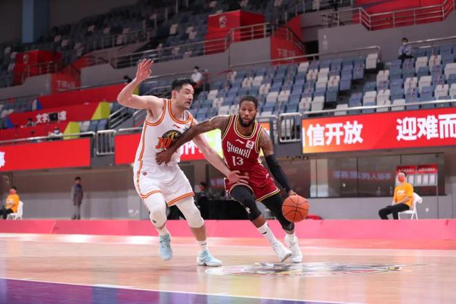 老鹰灭掘金，豪取三连胜