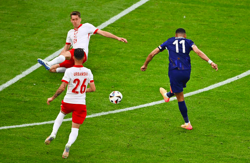 欧洲杯:荷兰2-0胜奥地利,纳瓦斯2传1射建功的简单介绍 欧洲杯:荷兰2-0胜奥地利,纳瓦斯2传1射建功的简单介绍