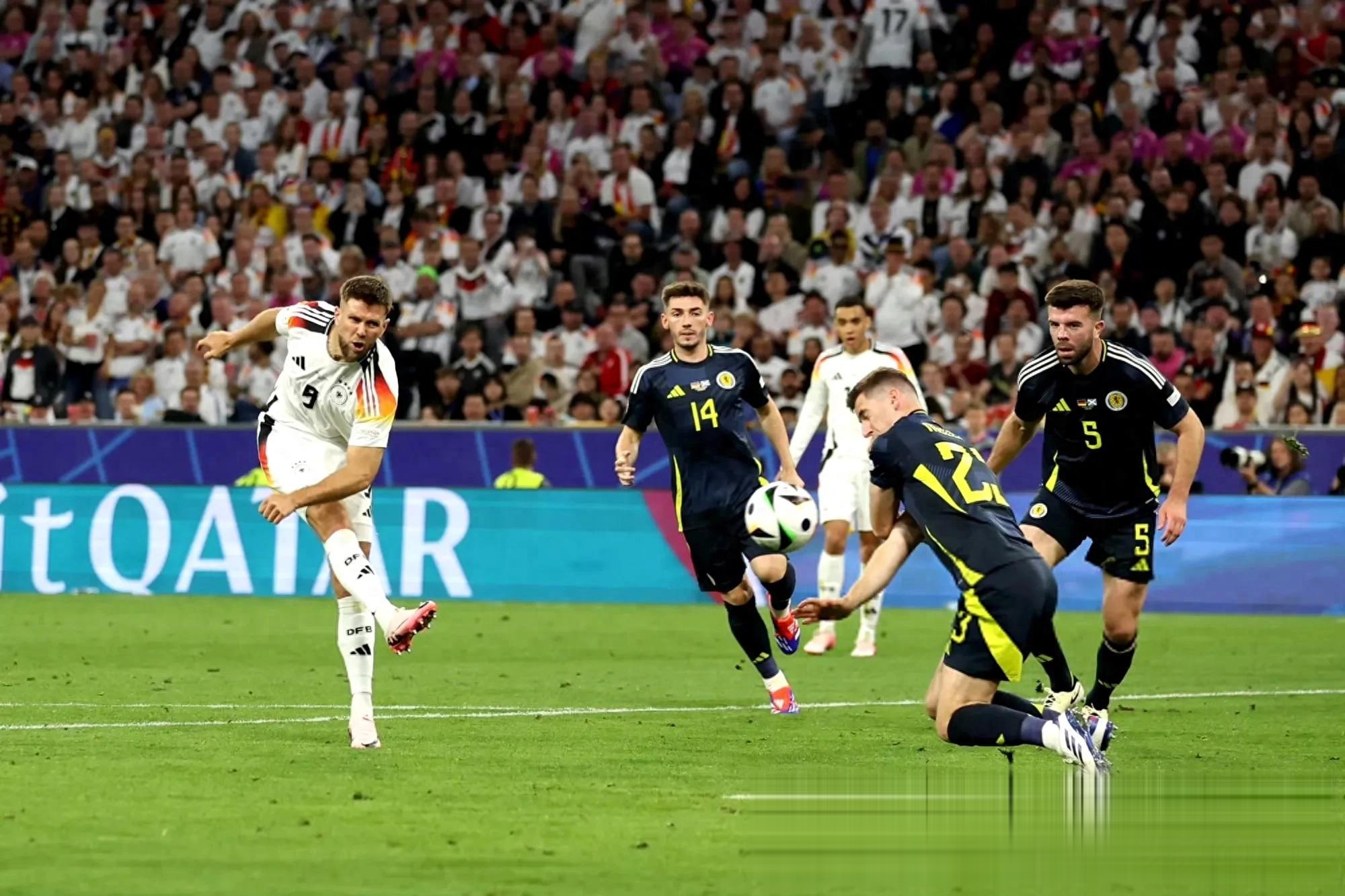 德国队憾败英格兰，无缘欧洲杯四强的简单介绍