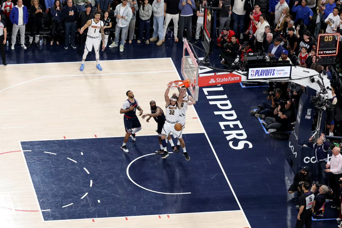 快船客场大胜魔术，雷吉杰克逊绝杀