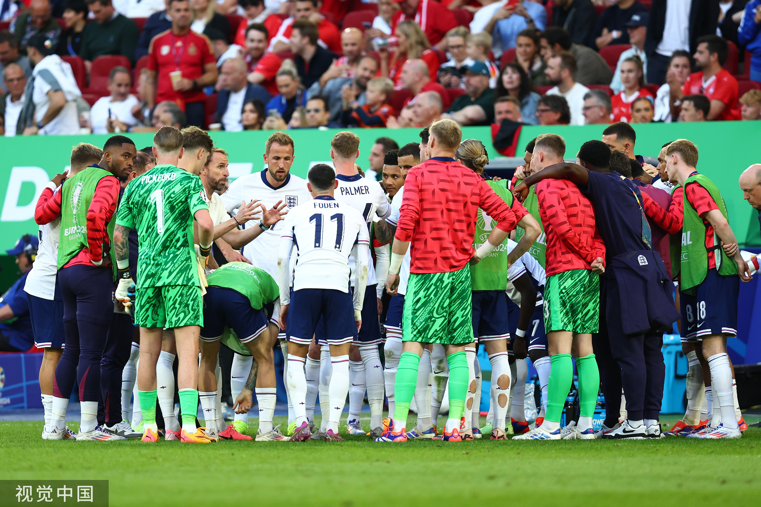 瑞士队决赛气氛浓烈，备受球迷期待的简单介绍