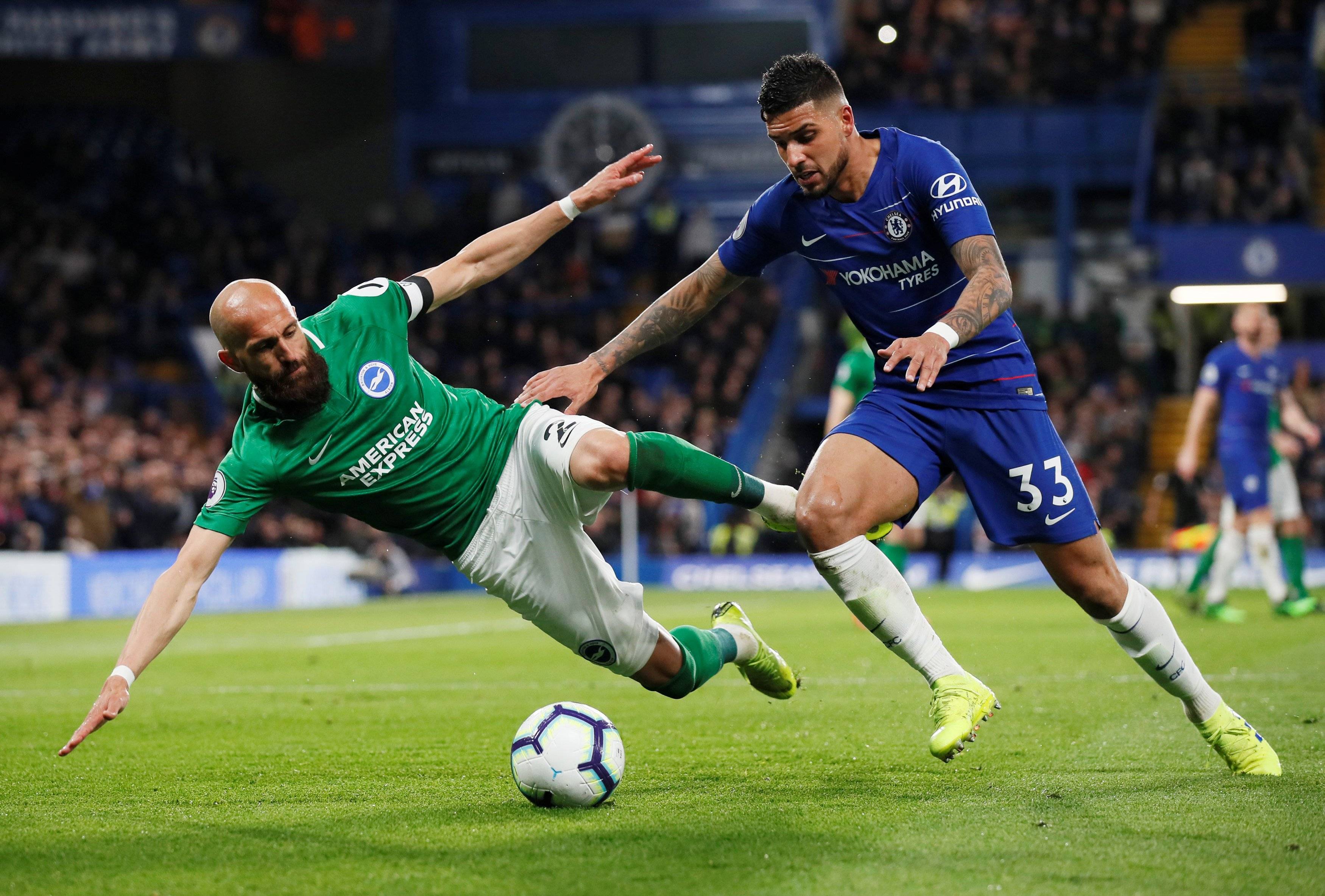 切尔西失分遭遇不利,欧冠小组淘汰在望的简单介绍 切尔西失分遭遇不利,欧冠小组淘汰在望的简单介绍