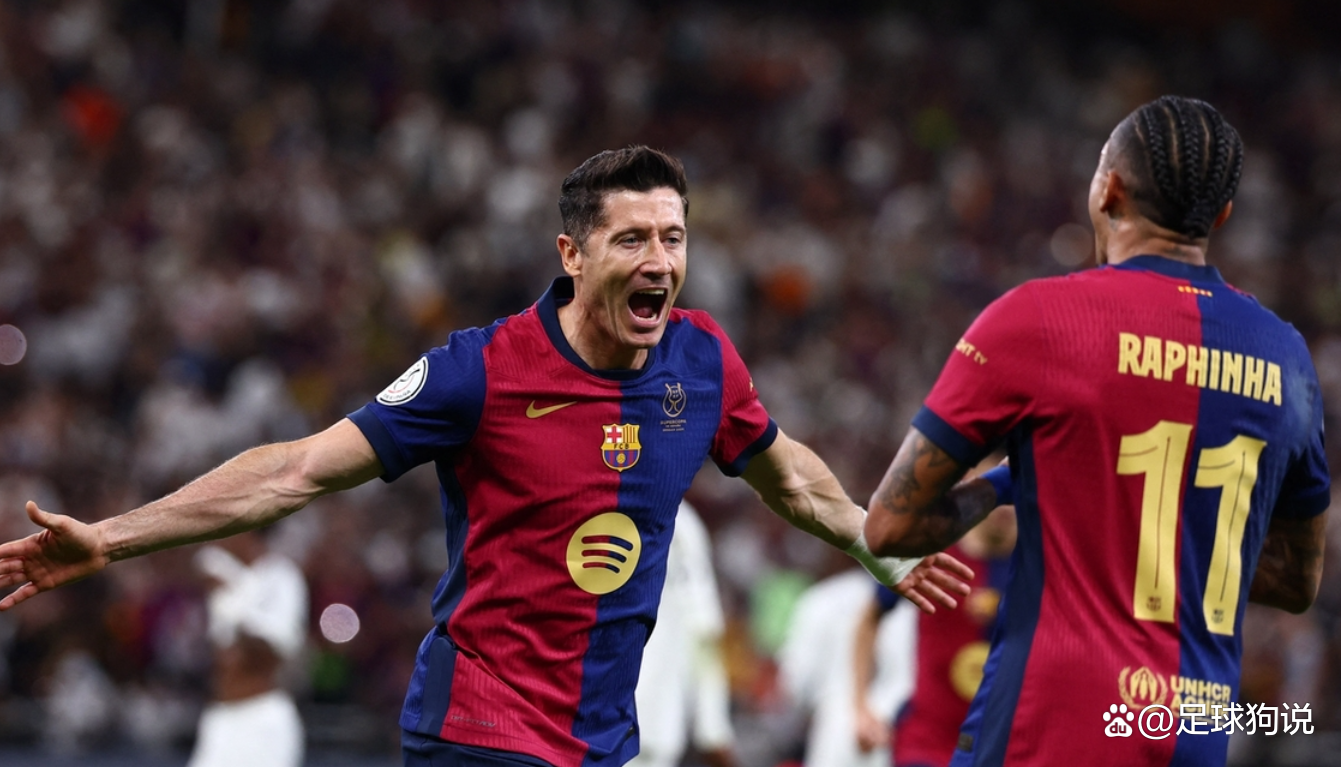 包含西甲赛场上球员身手敏捷,比赛战况激烈的词条 包含西甲赛场上球员身手敏捷,比赛战况激烈的词条