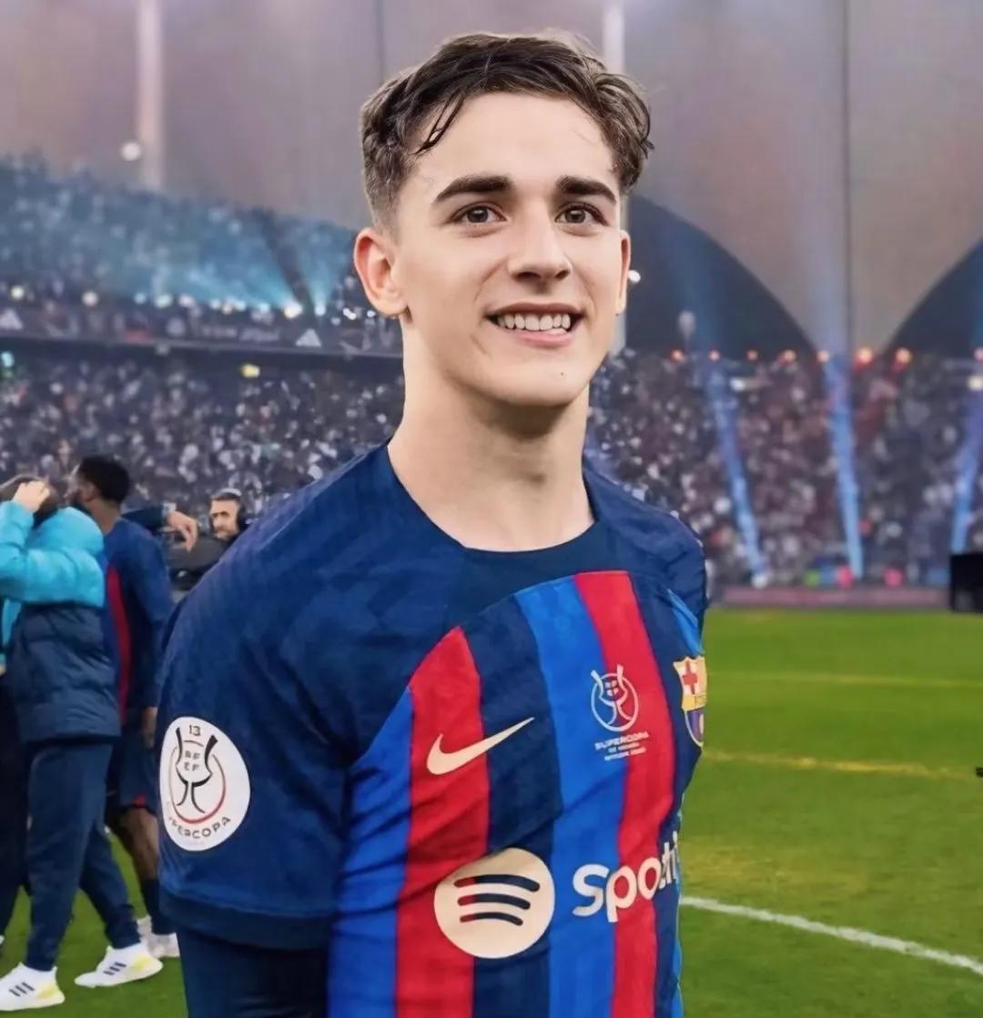 西班牙篮球明星球员接受特训，备战全明星赛