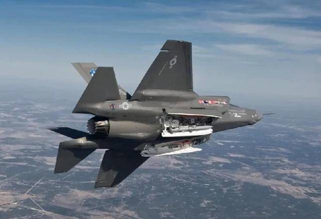 埃瓦尔遭遇连败，亟需调整状态