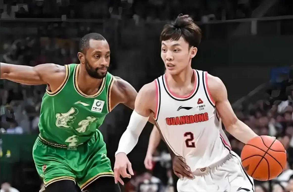 精彩对决!最强球员展开南部决赛较量 精彩对决!最强球员展开南部决赛较量