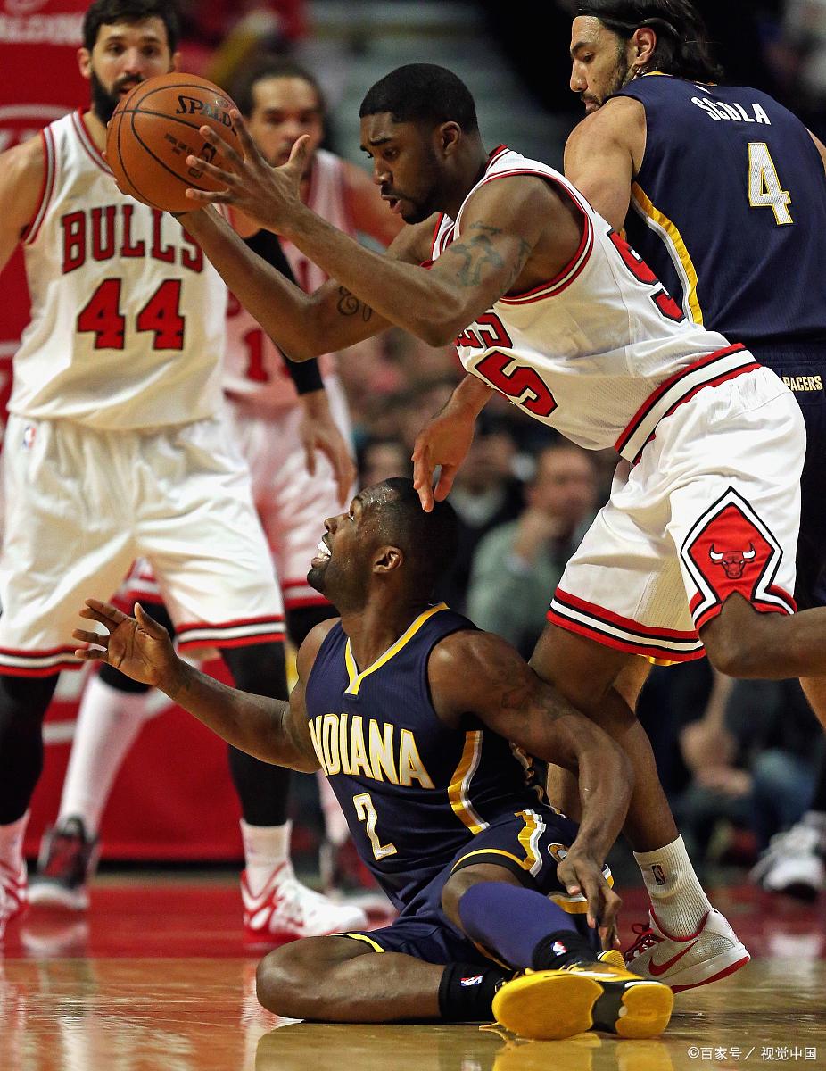 公牛战胜快船,拉文再次梅开二度 公牛战胜快船,拉文再次梅开二度