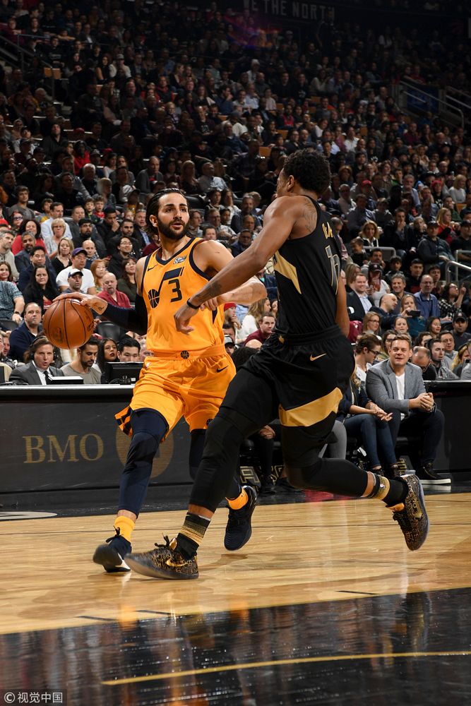 猛龙擒下爵士,继续保持东部第二位置。 猛龙擒下爵士,继续保持东部第二位置。