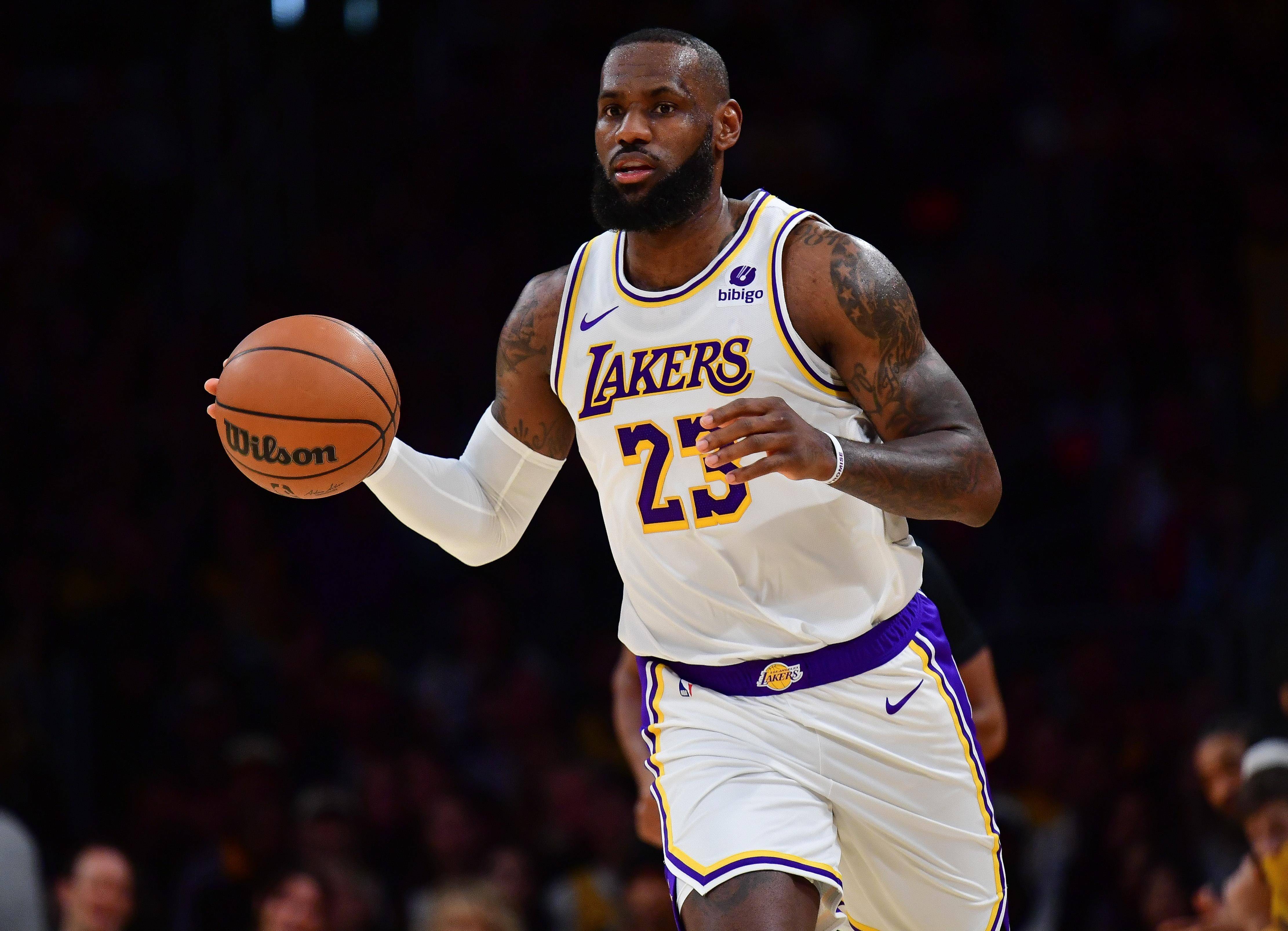 关于魔术客场力克开拓者,拉塞尔单握25分的信息 关于魔术客场力克开拓者,拉塞尔单握25分的信息