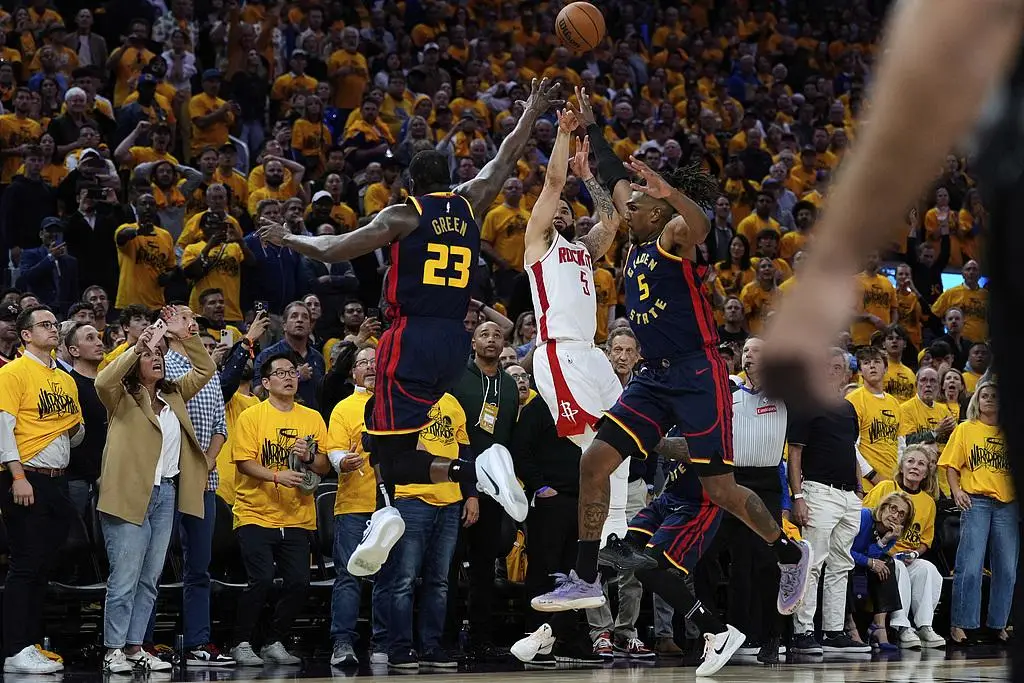 火箭憾负勇士，遭遇四连败