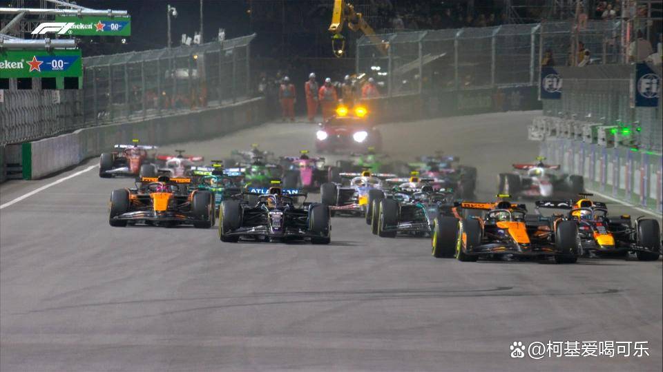 雷诺车队横扫索伯车队,维斯塔潘点燃赛场的简单介绍 雷诺车队横扫索伯车队,维斯塔潘点燃赛场的简单介绍